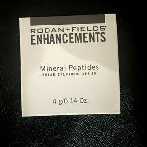 Rodan and Fields Mineral Peptides Broad Spectrum SPF 20 Light .14oz